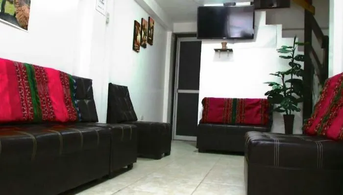 Catari's House 2*